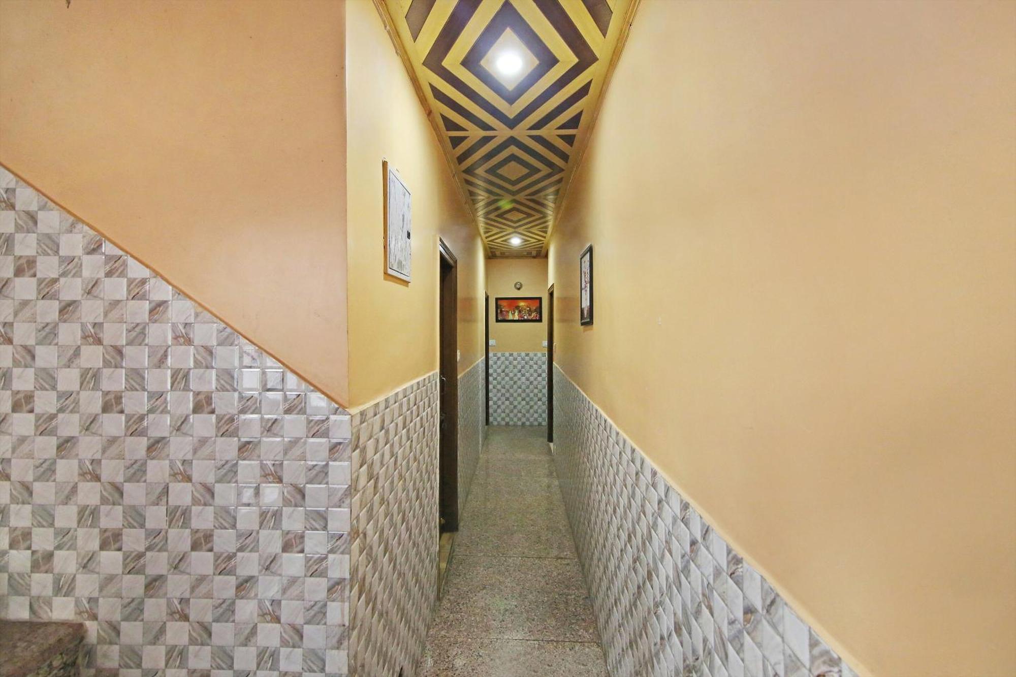 OYO 10694 Hotel Royal Inn Shimla Exterior foto